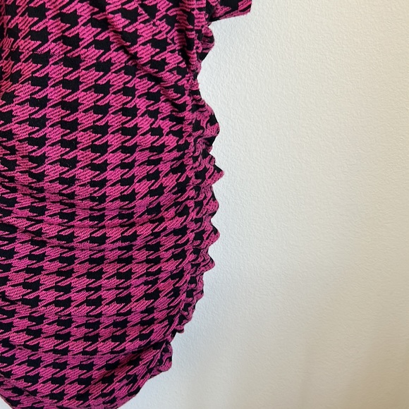 ZARA Ruched Houndstooth Sweater Dress - Picture 4 of 11